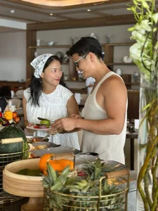 Heartwarming Family Moments: Actress Diễm My 9x Shares Personal Photos - image 3