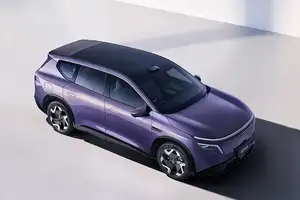 Nissan NX8 Unveiled: All-New Electric/PHEV SUV Challenges SantaFe with Modern Design - image 6