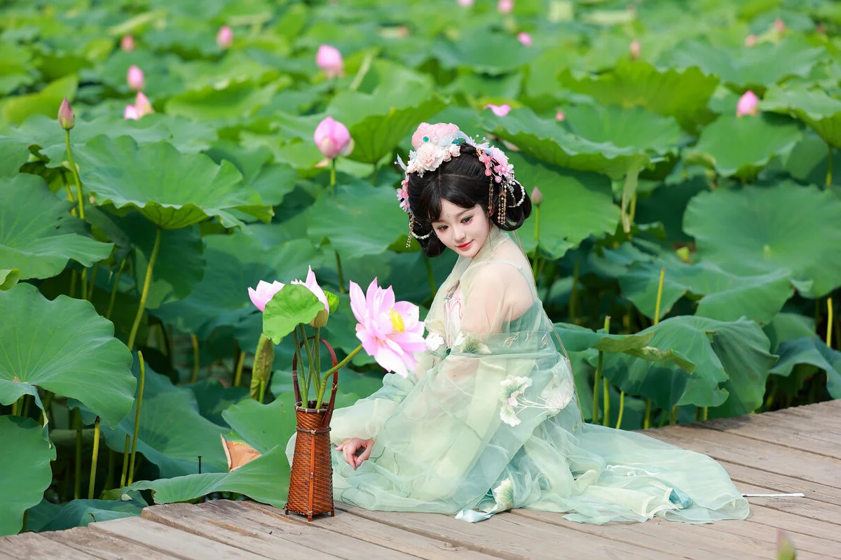 Bu Ke Ai De He He Miao: YiTuYu Art Language Vol.7407