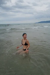 Summer Elegance: Khả Ngân Sets Social Media Ablaze with Latest Bikini Collection - image 3