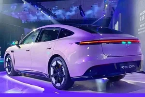 MG 07 Sedan: The New Toyota Camry Rival with 21,000 Early Orders - image 1