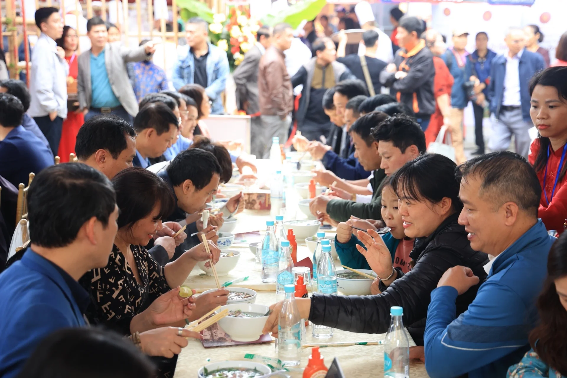 Master Chefs and Culinary Artistry: The Skillful Artisans of Festival Pho 2024