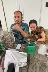 Vietnamese Singer Trung Quan Idol Suffers Broken Rib and Celebrity News Updates - image 7