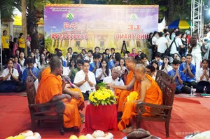 Experience the Sacred Moon Worshipping Ceremony and Com Dep Ritual of the Khmer People - image 2