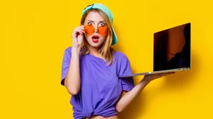 Aesthetic Girls with Glasses: Pure and Cute Portrait Trends 2026 - image 13