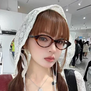 Aesthetic Girls with Glasses: Pure and Cute Portrait Trends 2026 - image 23