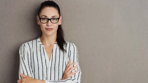 Aesthetic Girls with Glasses: Pure and Cute Portrait Trends 2026 - image 19