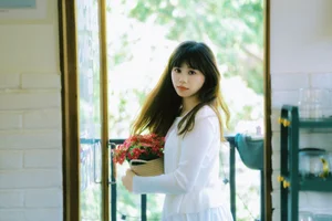 YiTuYu Art Language Vol.10235 Miao Miao: A 16P Showcase of Artistic Elegance - image 7