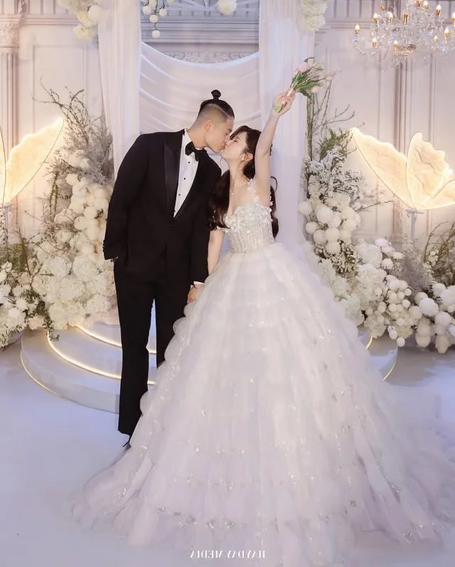 Luxury Wedding Bliss: Penthouse Heiress Shares Stunning 11 Billion Penthouse Photos