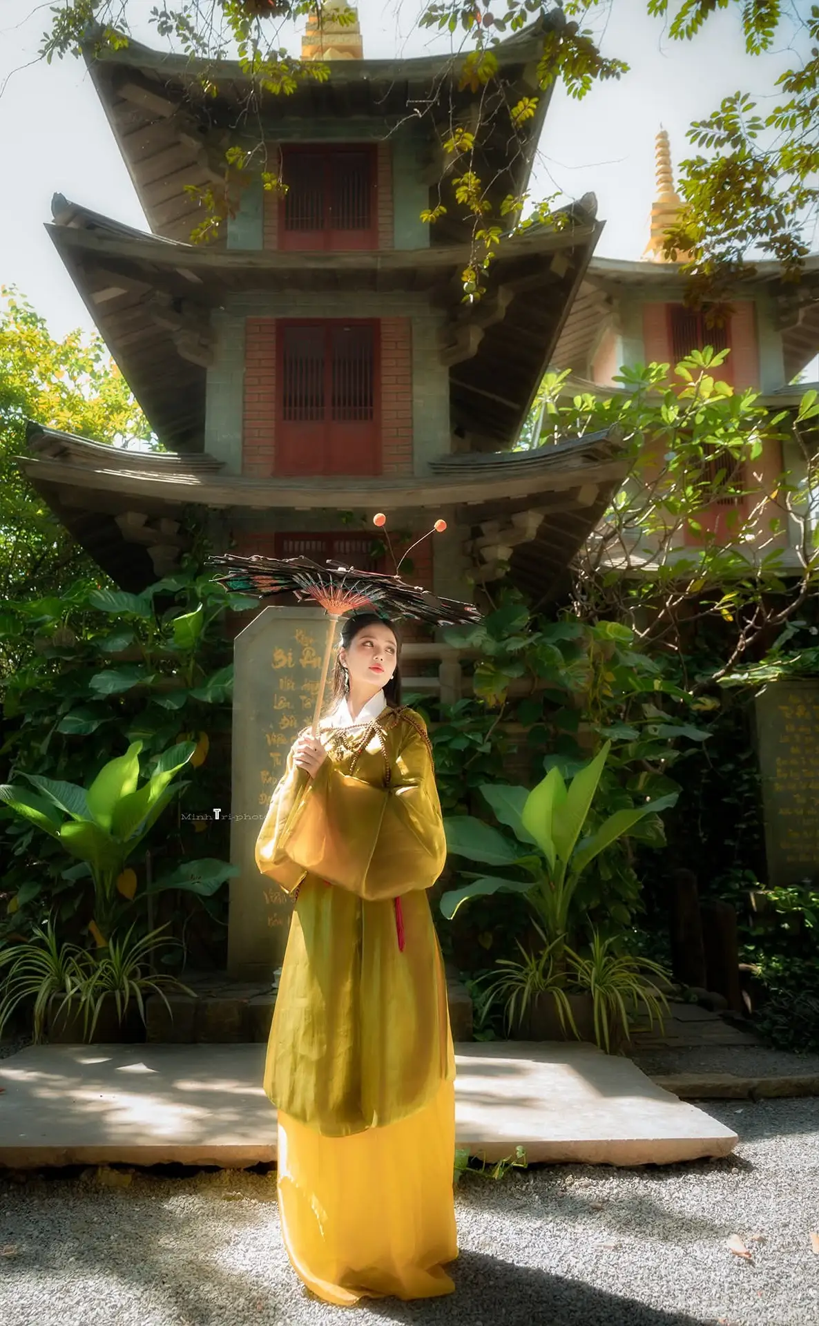 Elegant Ancient Beauty: A Mysterious Asian Maiden's Serene Moment | FB_IMG_1765243494071.jpg