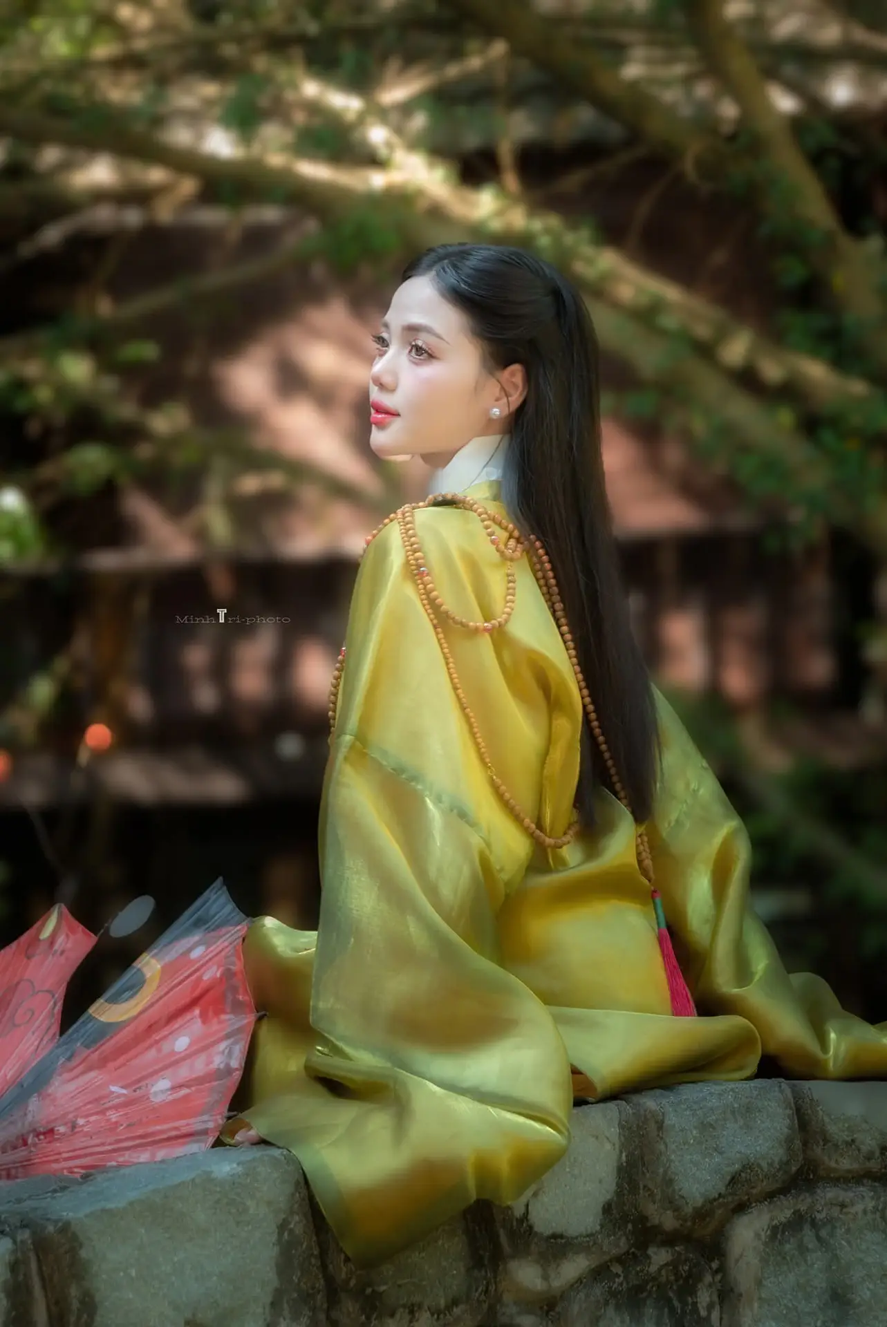 Elegant Ancient Beauty: A Mysterious Asian Maiden's Serene Moment | FB_IMG_1765243494071.jpg