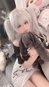 Seele Maimai White Twin Pigtails: Sweet Charm of an Anime-Style Girl - image 10
