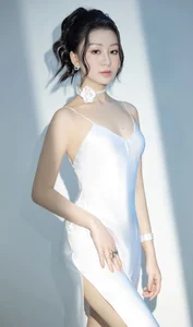 Ao Dai Beauty Pageant: The Graceful Charm of Ho Yen Nhi and Tran Thi Duyen - image 14