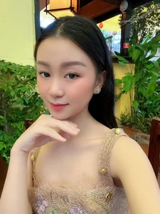 Ao Dai Beauty Pageant: The Graceful Charm of Ho Yen Nhi and Tran Thi Duyen - image 12
