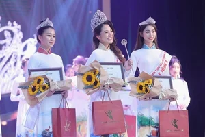 Ao Dai Beauty Pageant: The Graceful Charm of Ho Yen Nhi and Tran Thi Duyen - image 4