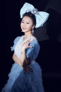 Ao Dai Beauty Pageant: The Graceful Charm of Ho Yen Nhi and Tran Thi Duyen - image 1