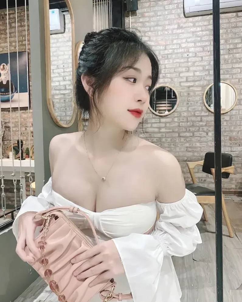 Chic and Cute Summer Dress Trends Inspired by TikTok Fashion