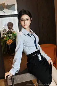 XiuRen No10674 Nuo Li Zi Unveiling Her Captivating Office Charm - image 17