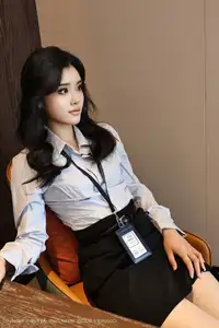 XiuRen No10674 Nuo Li Zi Unveiling Her Captivating Office Charm - image 31