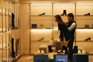 Bicester Village Guide: Luxury Outlet Shopping Near London and Oxfordshire - image 3
