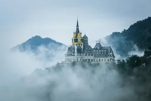 Top 5 Stunning Travel Destinations for 2025 Lunar New Year - image 6