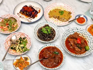 5 Best Places to Experience Authentic Peranakan Cuisine and Culture in Singapore - image 0