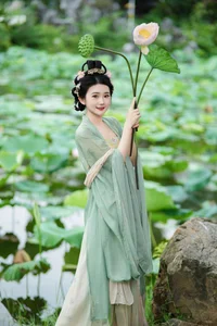 Exploring Artistic Elegance in YiTuYu Art Language Vol.7529 Dan Gao De Dan Dan - image 10