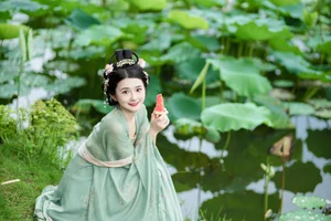 Exploring Artistic Elegance in YiTuYu Art Language Vol.7529 Dan Gao De Dan Dan - image 2