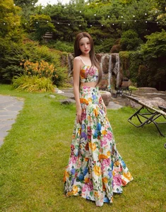 Huyen Baby Shines as a Summer Goddess in Luxurious and Sophisticated Fashion Styles - image 4