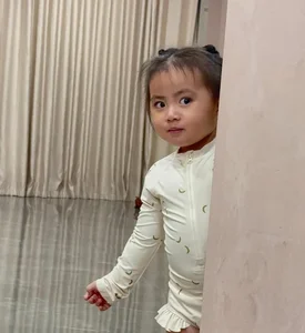 The Viral Charm of Huyền 2k4 and Duy Nhỏ's Daughter: A New Social Media Sensation - image 4