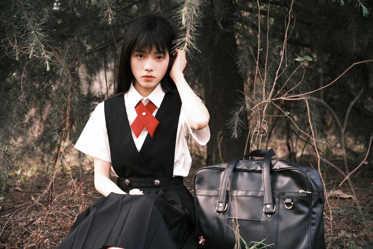 YiTuYu Art Language Vol 6782: Capturing the Elegance of Xiao Song Ma Nai