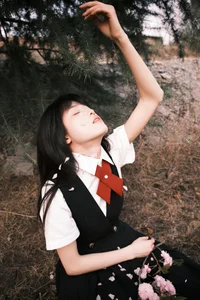 YiTuYu Art Language Vol 6782: Capturing the Elegance of Xiao Song Ma Nai - image 7