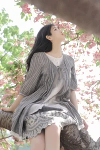 YiTuYu Art Language Vol.7128: Elegant and Timeless Portraiture with Model Xu Jia Yue - image 21