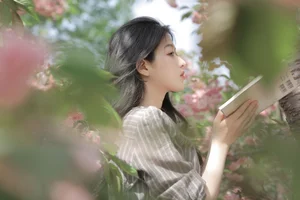 YiTuYu Art Language Vol.7128: Elegant and Timeless Portraiture with Model Xu Jia Yue - image 14