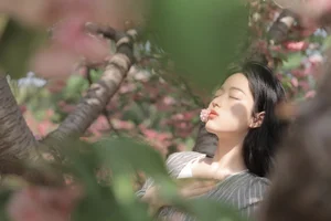 YiTuYu Art Language Vol.7128: Elegant and Timeless Portraiture with Model Xu Jia Yue - image 8