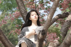YiTuYu Art Language Vol.7128: Elegant and Timeless Portraiture with Model Xu Jia Yue - image 6