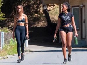 Style Evolution: The Increasingly Bold Fashion Choices of the Obama Sisters - image 6