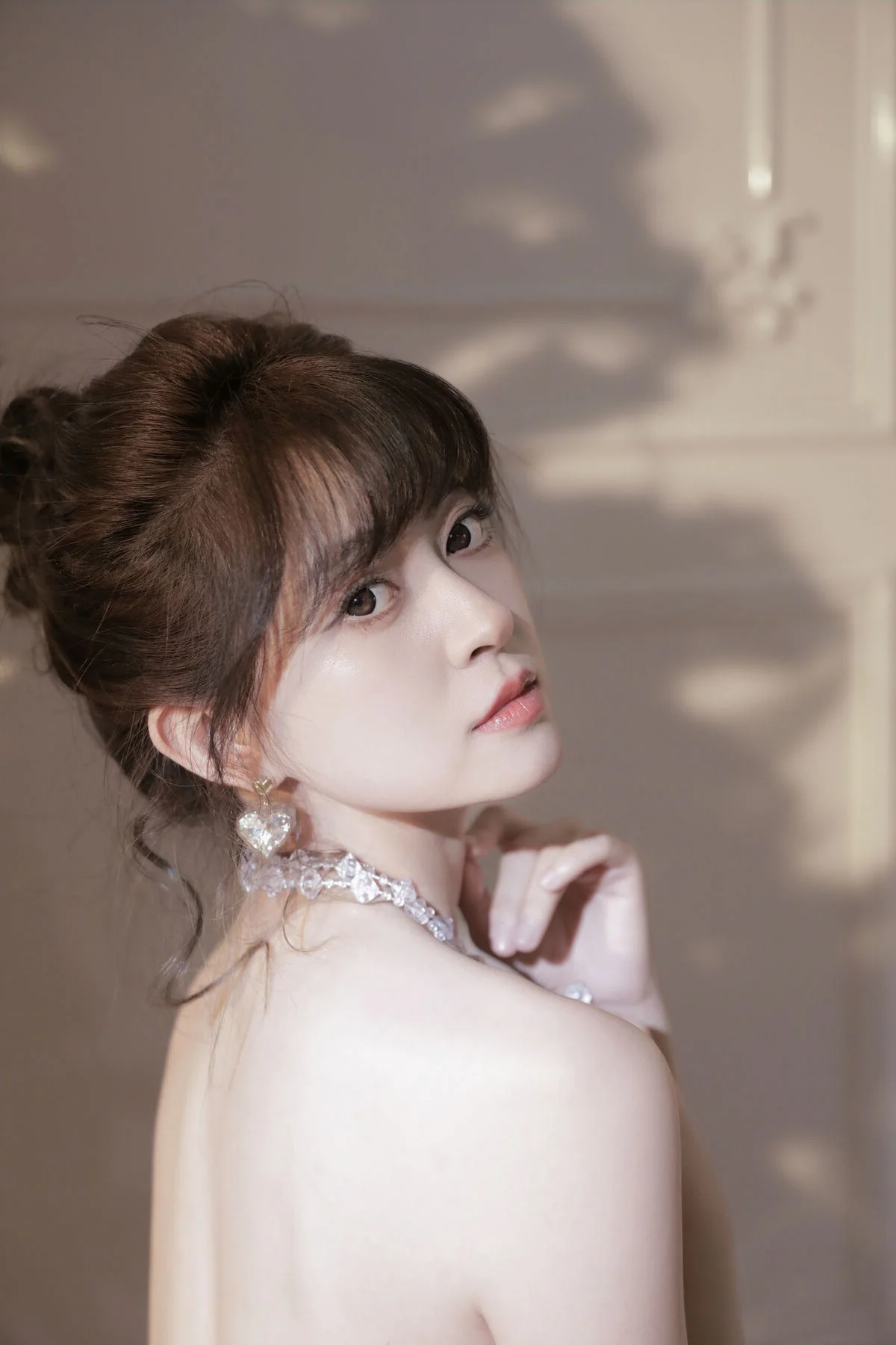 Sophisticated Artistry in YiTuYu Art Language Vol.7964 with Model Yi Xuan