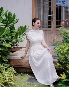 Viral TikToker Stuns in Sheer Lace Dress: A Masterclass in Beachfront Fashion - image 2