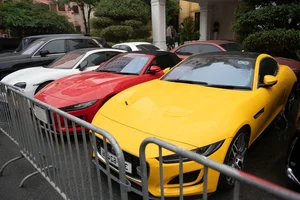 Luxury on Wheels: Exploring Mr Pips’ Collection of Rolls-Royce, Lamborghini, and G63 - image 8