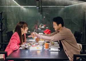 The Beautiful Real-Life Romance of Actress Viet Hoa and Her Actor Partner - image 0