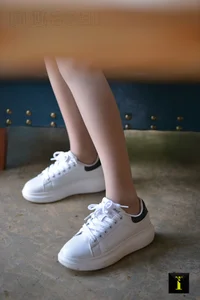 IESS 153 Ali Pure White Sneakers Fashion Gallery - image 35
