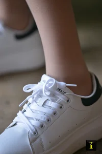 IESS 153 Ali Pure White Sneakers Fashion Gallery - image 5
