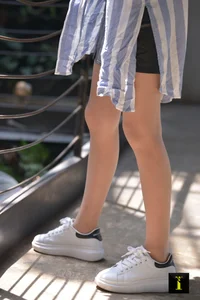 IESS 153 Ali Pure White Sneakers Fashion Gallery - image 38
