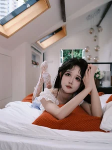 YiTuYu Art Language Vol.7144: Stunning Portrait Photography Featuring Meng Cheng Cheng - image 6