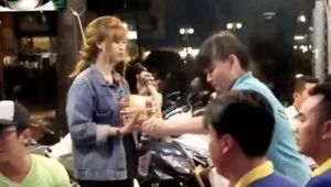 The Journey of the Famous Street Singer: Where Is the Candy Girl Now? - image 0