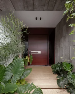 Modern Tropical Villa in Tay Ninh: Layered Design for Natural Cooling and Light - image 1