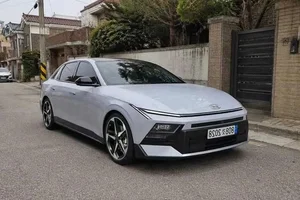 2027 Hyundai Elantra Launch: Larger Design and Advanced Technology Features - image 3