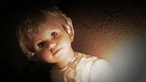 The Chilling History of 10 World-Famous Haunted Dolls That Will Terrify You - image 2