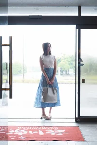 Yume Hayashi Digital Photo Book - Weekly Gendai Evening Rain Inn (90P) - image 12